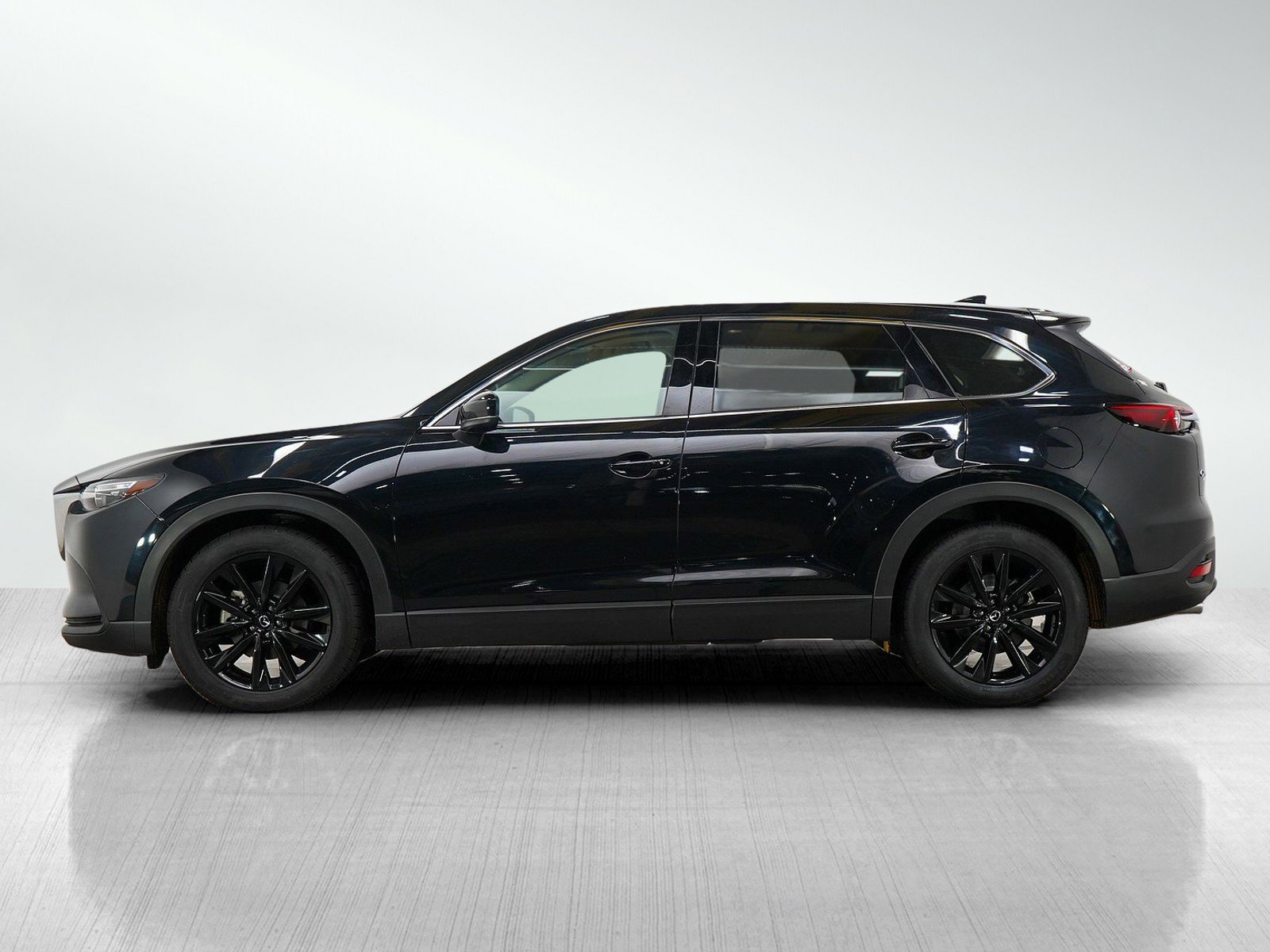 Used 2023 MAZDA CX-9 Touring Plus AWD/4WD image 2