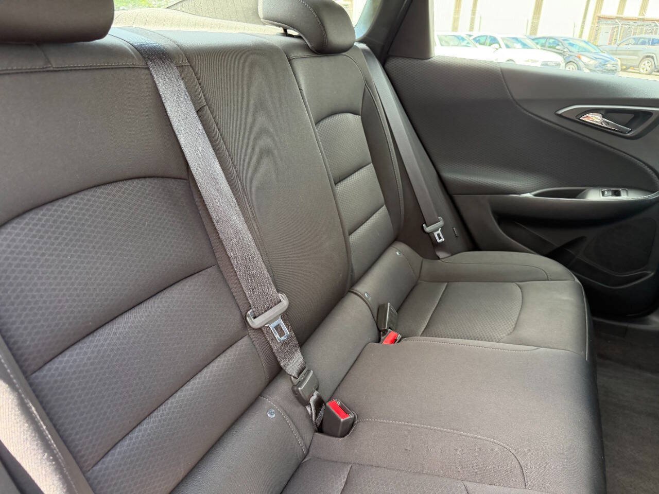 Used 2019 Chevrolet Malibu LS FWD image 37