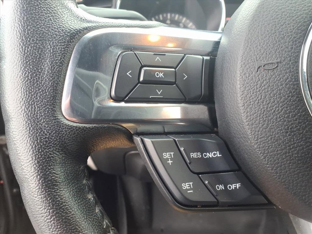 Used 2016 Ford Mustang Premium image 19