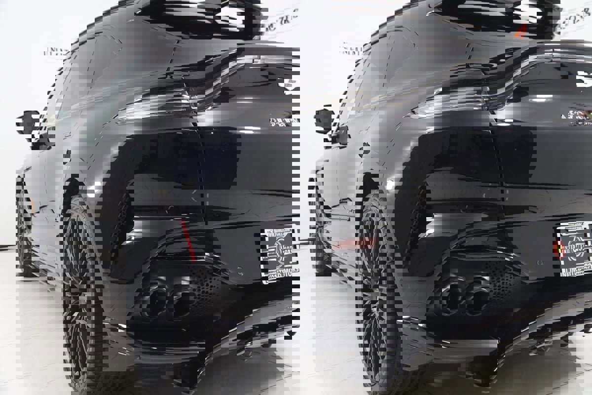 Used 2023 Aston Martin DBX 707 image 38