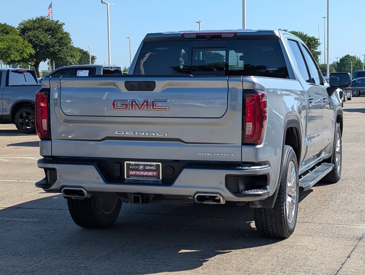 Used 2024 GMC Sierra 1500 Denali RWD image 4