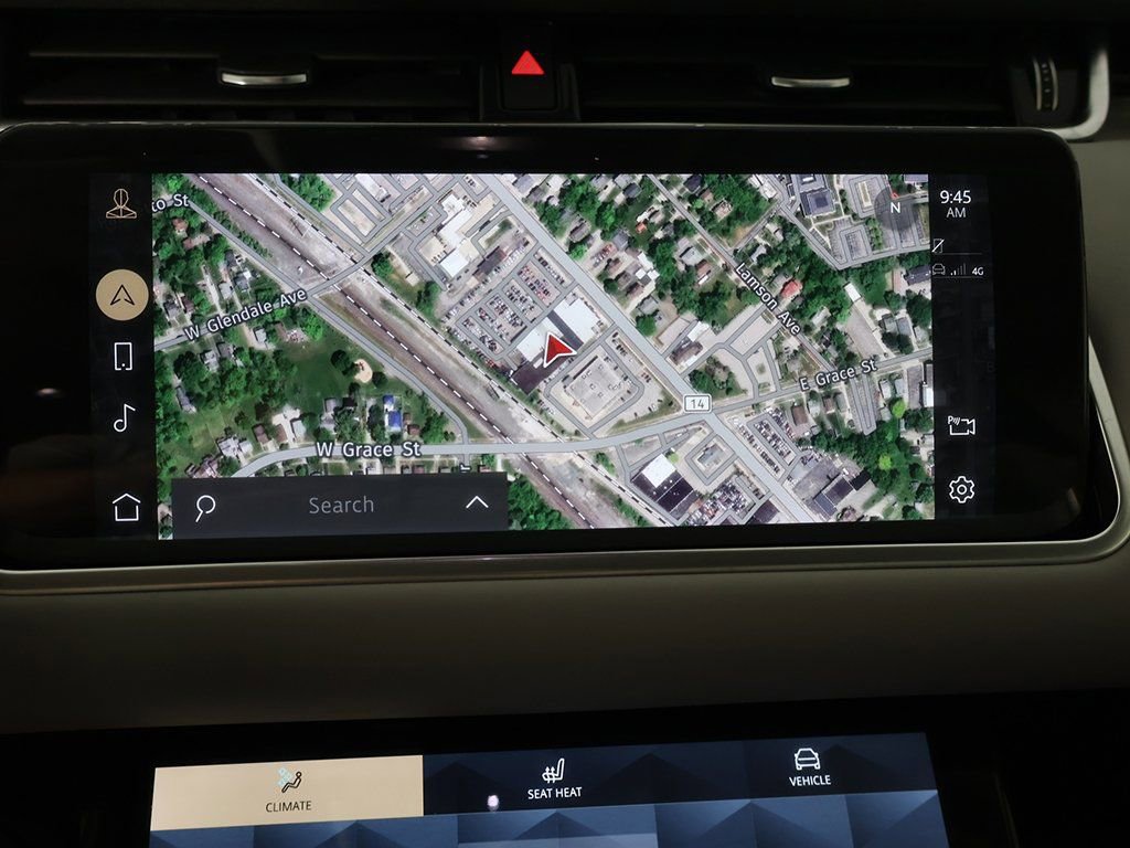 Used 2022 Land Rover Range Rover Evoque SE image 43