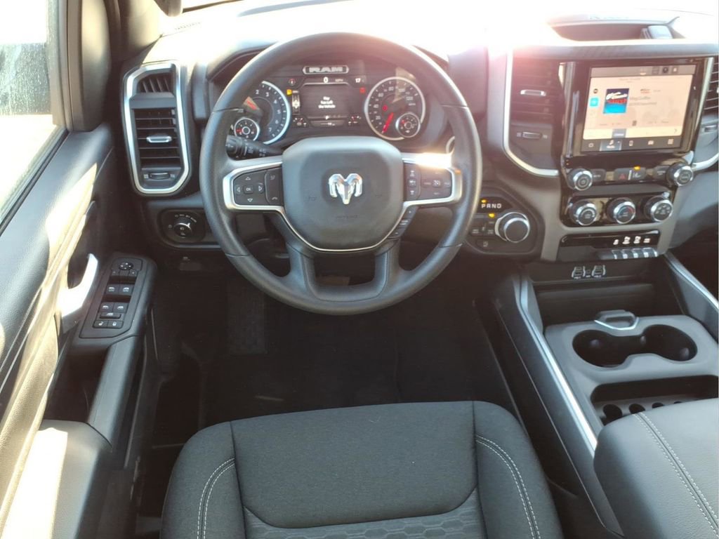 New 2026 RAM 1500 Express AWD/4WD image 15