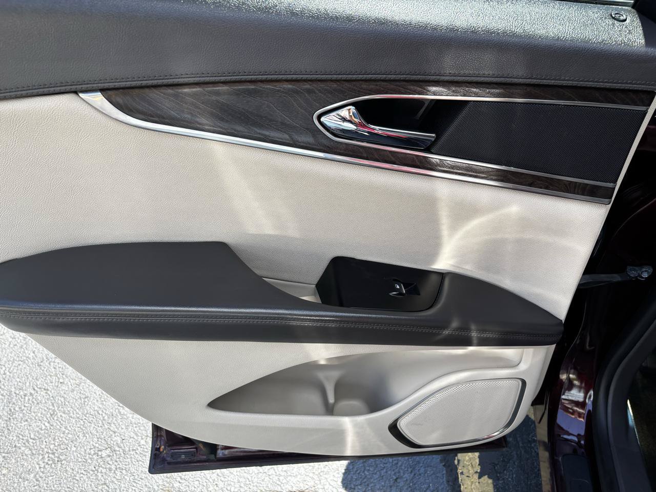 Used 2017 Lincoln MKX Reserve w/ Lincoln MKX Climate Package AWD/4WD image 20