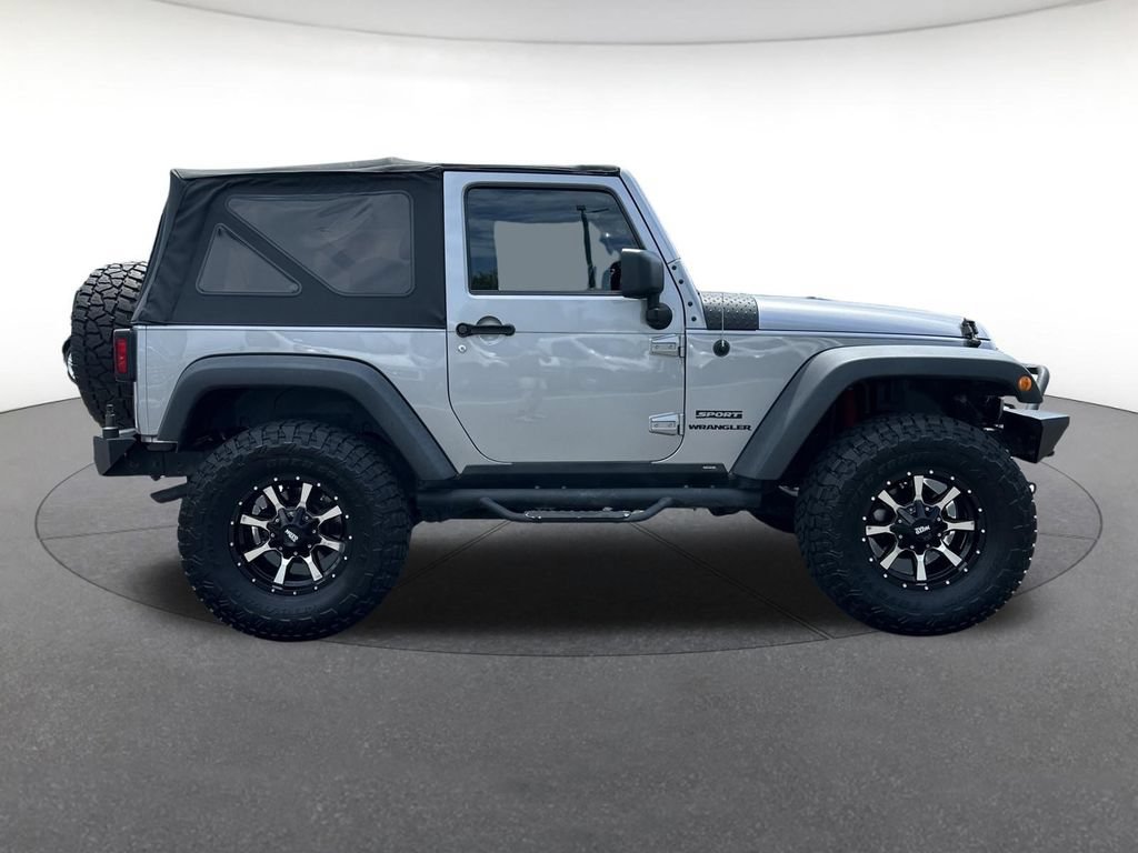 Used 2013 Jeep Wrangler Sport AWD/4WD image 7