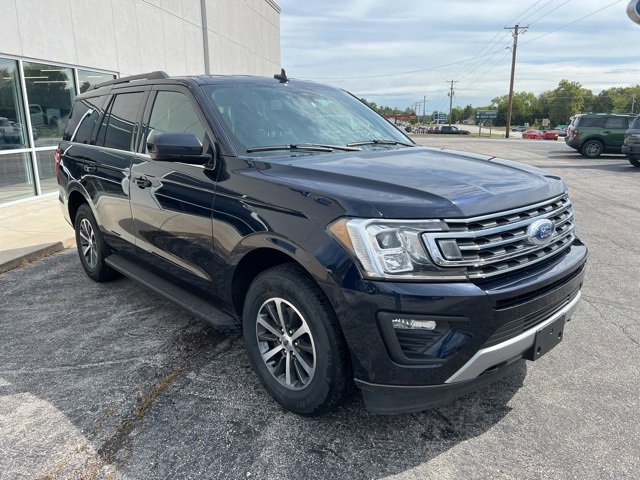 Used 2021 Ford Expedition XLT image 3