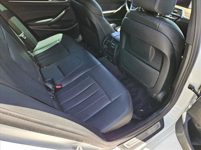 Used 2021 BMW 530i w/ Convenience Package RWD image 19