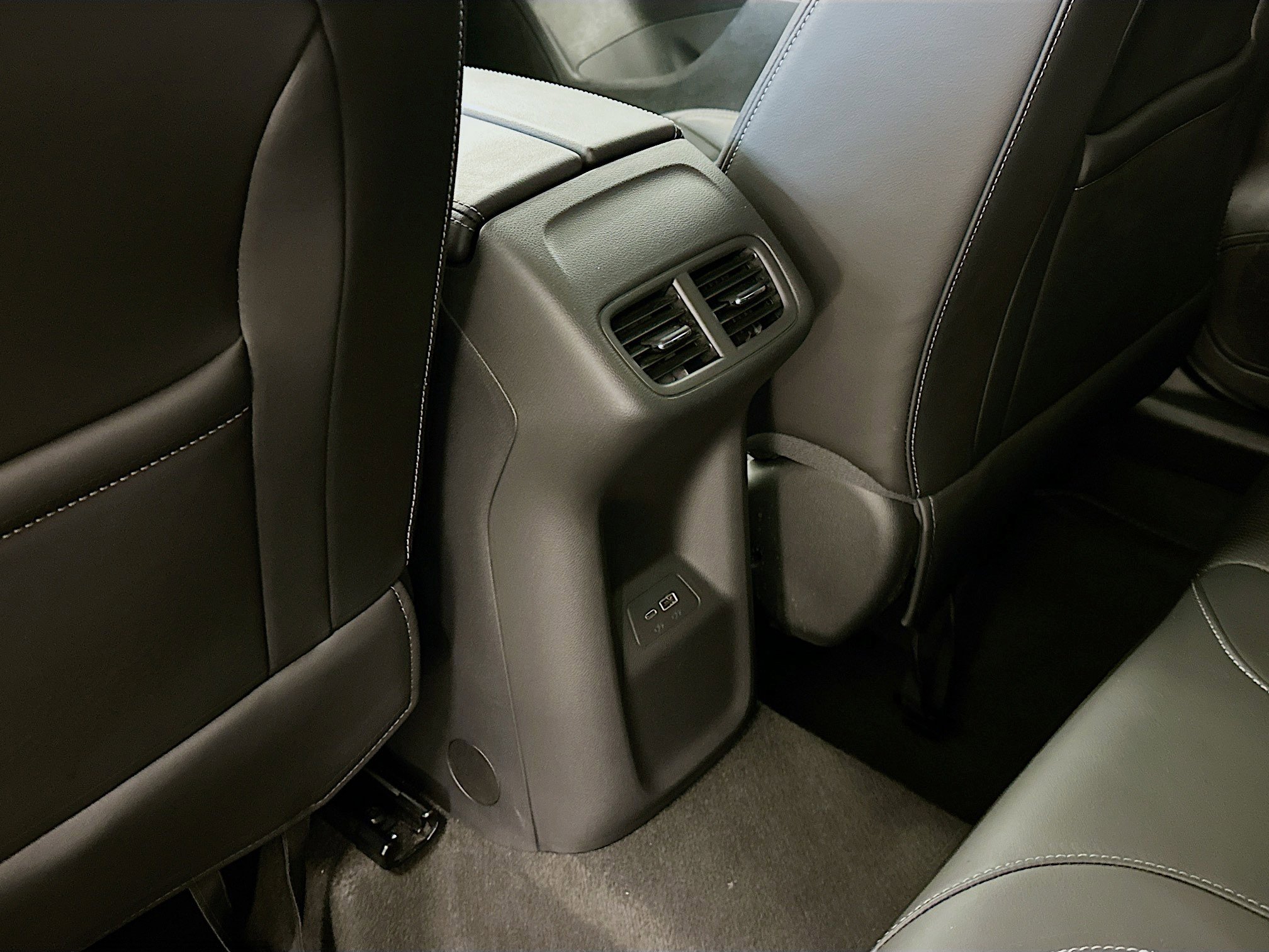 Used 2025 Buick Envision Preferred image 28