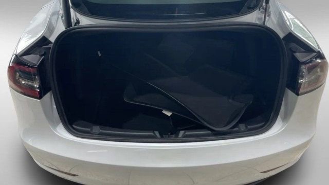 Used 2023 Tesla Model 3 Standard Range RWD image 10