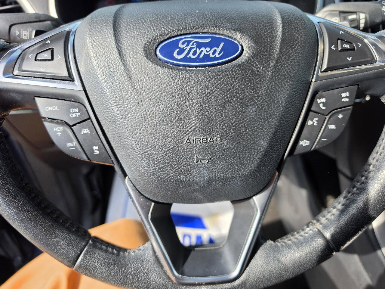 Used 2019 Ford Edge SEL w/ Equipment Group 201A AWD/4WD image 10