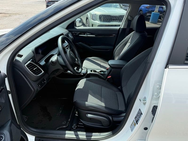 Certified 2024 Kia Seltos S image 8
