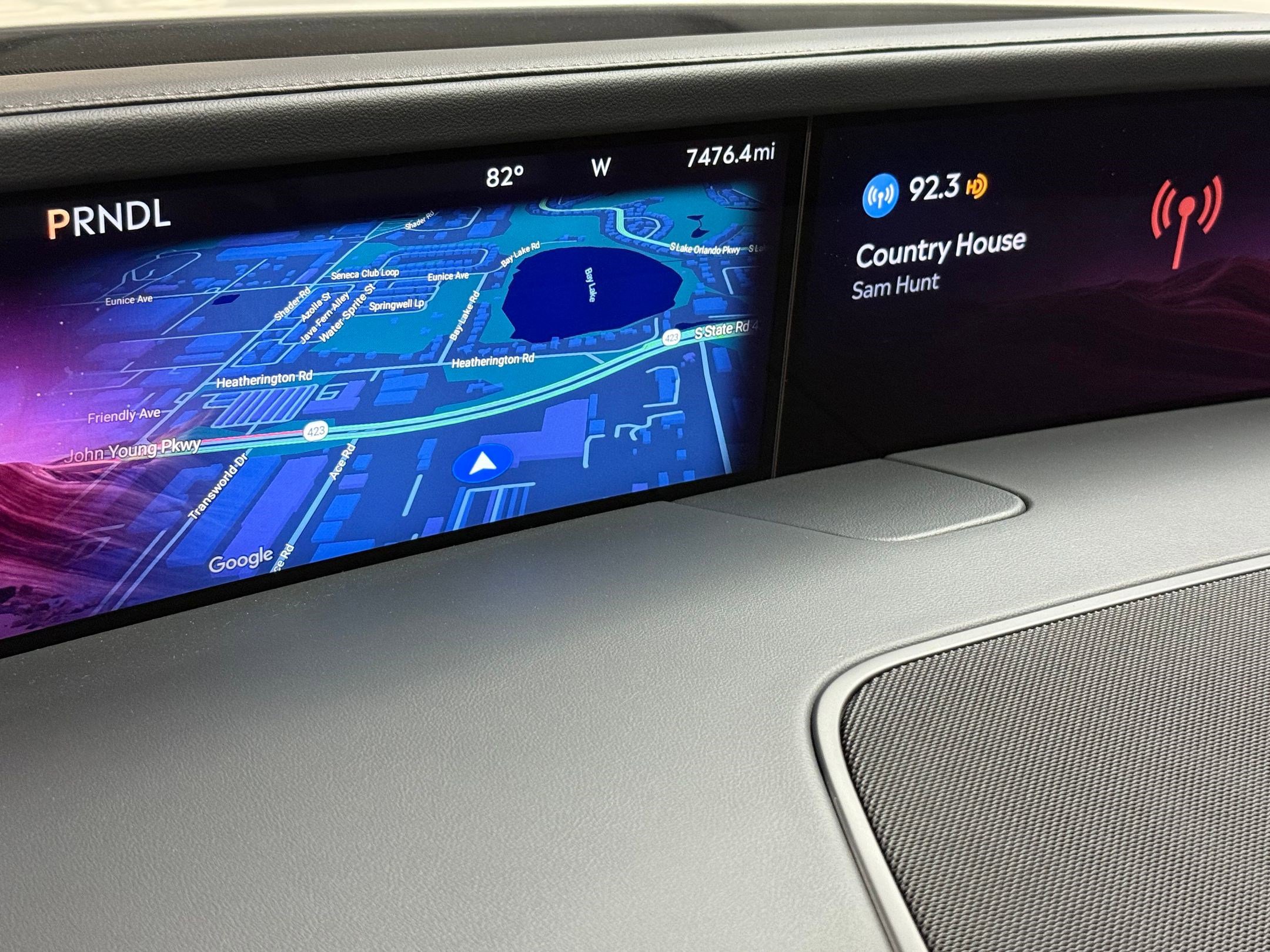 Used 2025 Lincoln Nautilus Reserve w/ Jet Appearance Package image 28