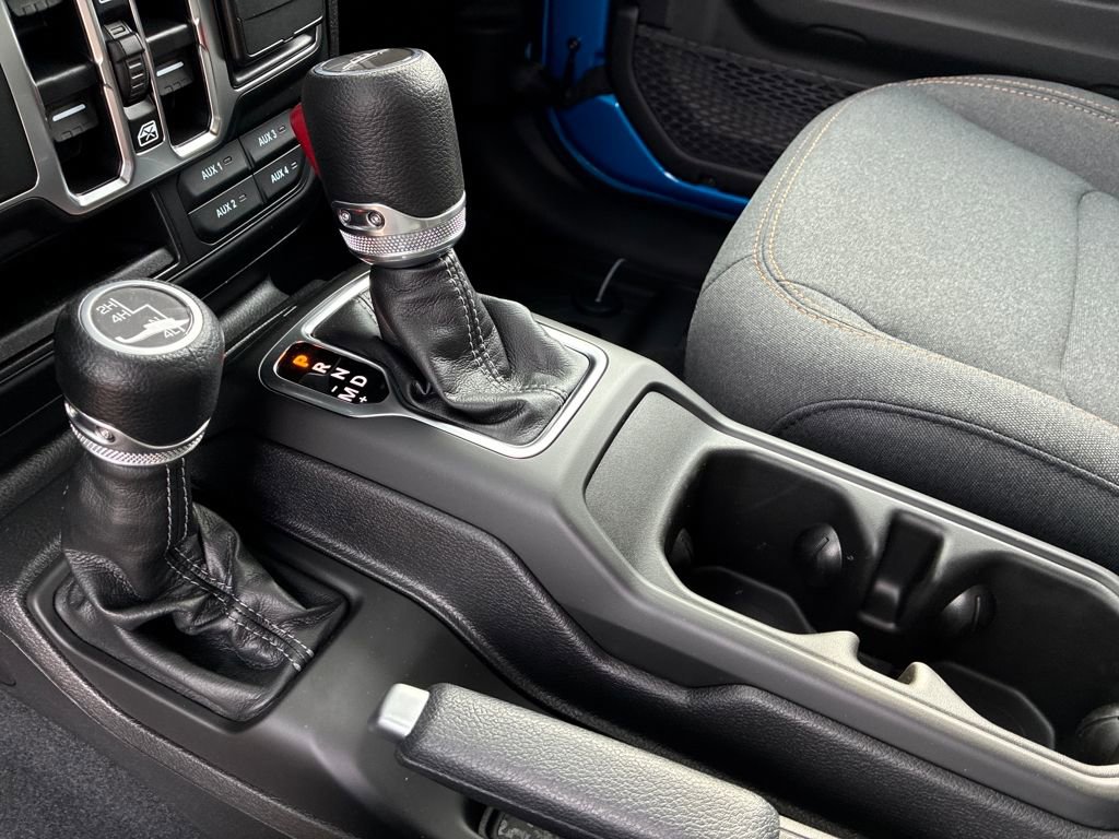 New 2026 Jeep Gladiator Sport AWD/4WD image 24