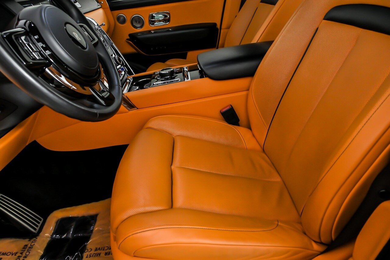 Used 2023 Rolls-Royce Cullinan AWD/4WD image 24