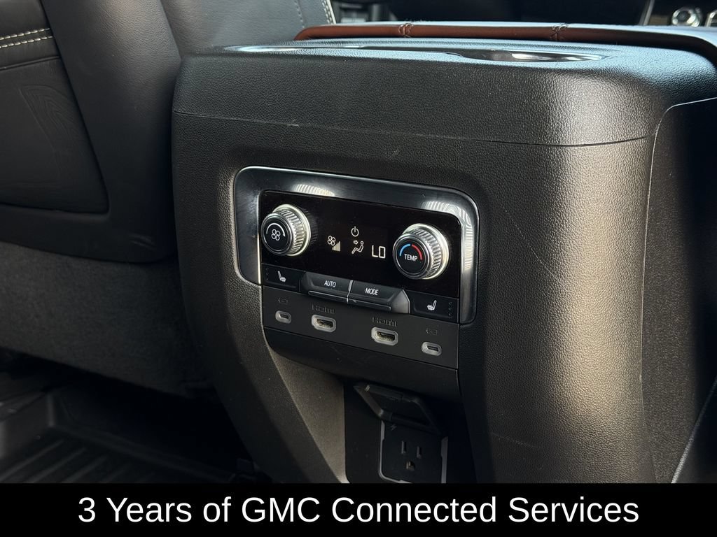 Used 2023 GMC Yukon XL Denali Ultimate AWD/4WD image 40