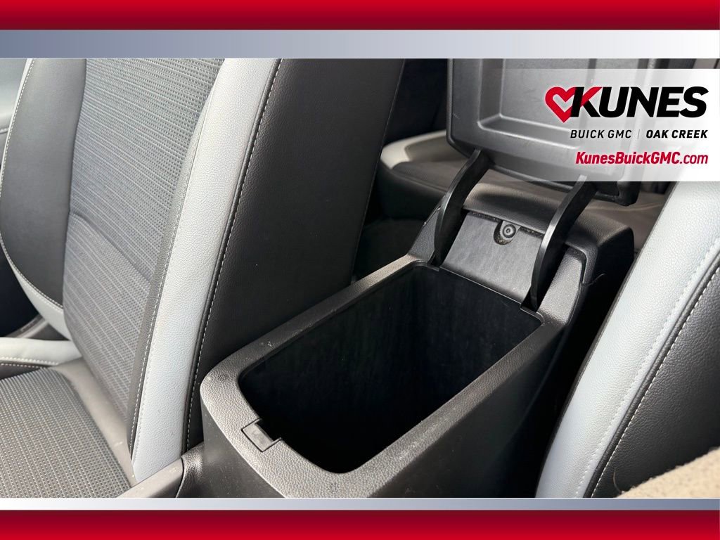 Used 2024 Buick Envista Preferred w/ Advanced Safety Package image 18