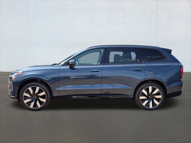 New 2026 Volvo EX90 Plus AWD/4WD image 3