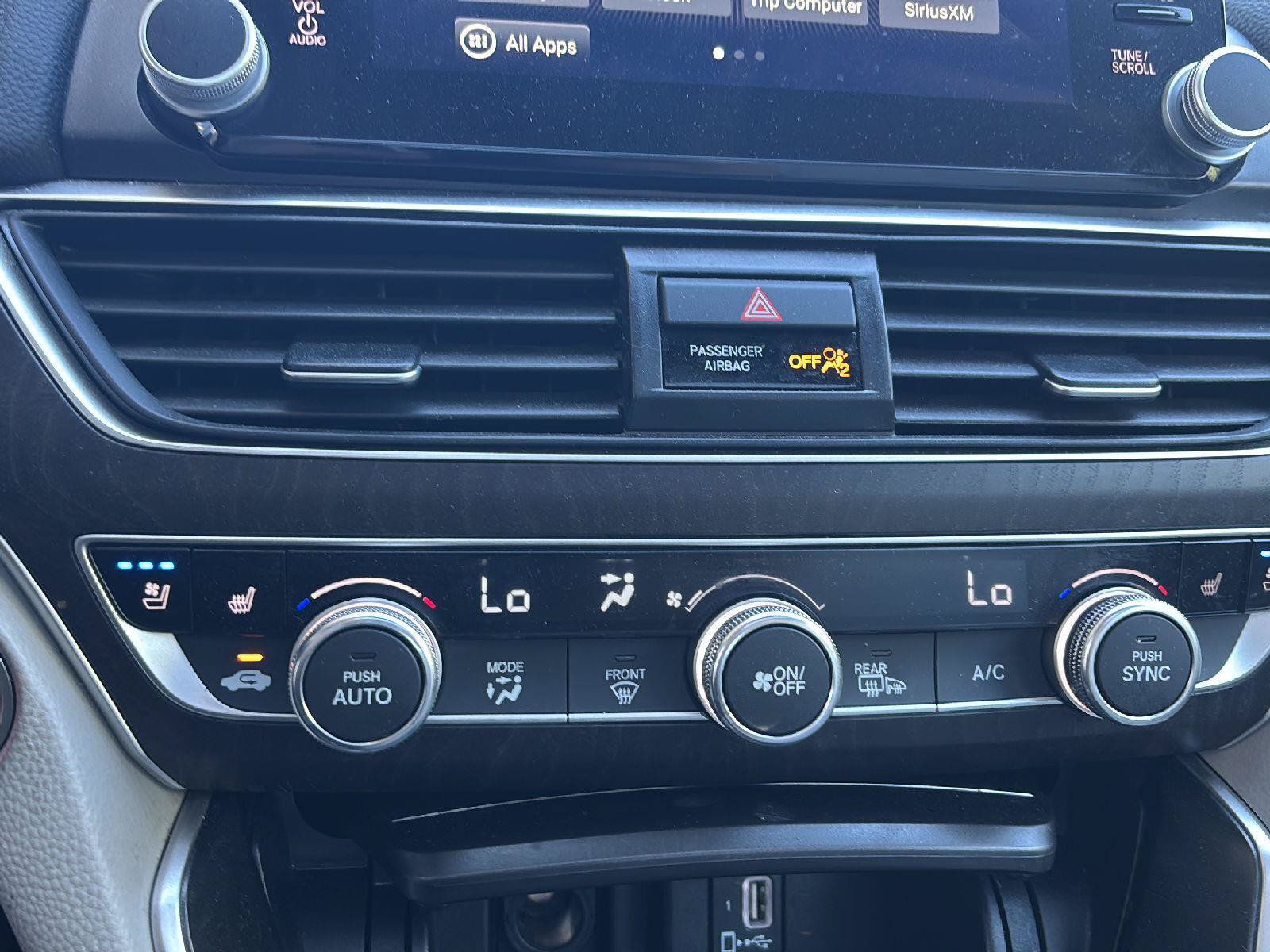 Used 2020 Honda Accord Touring image 15