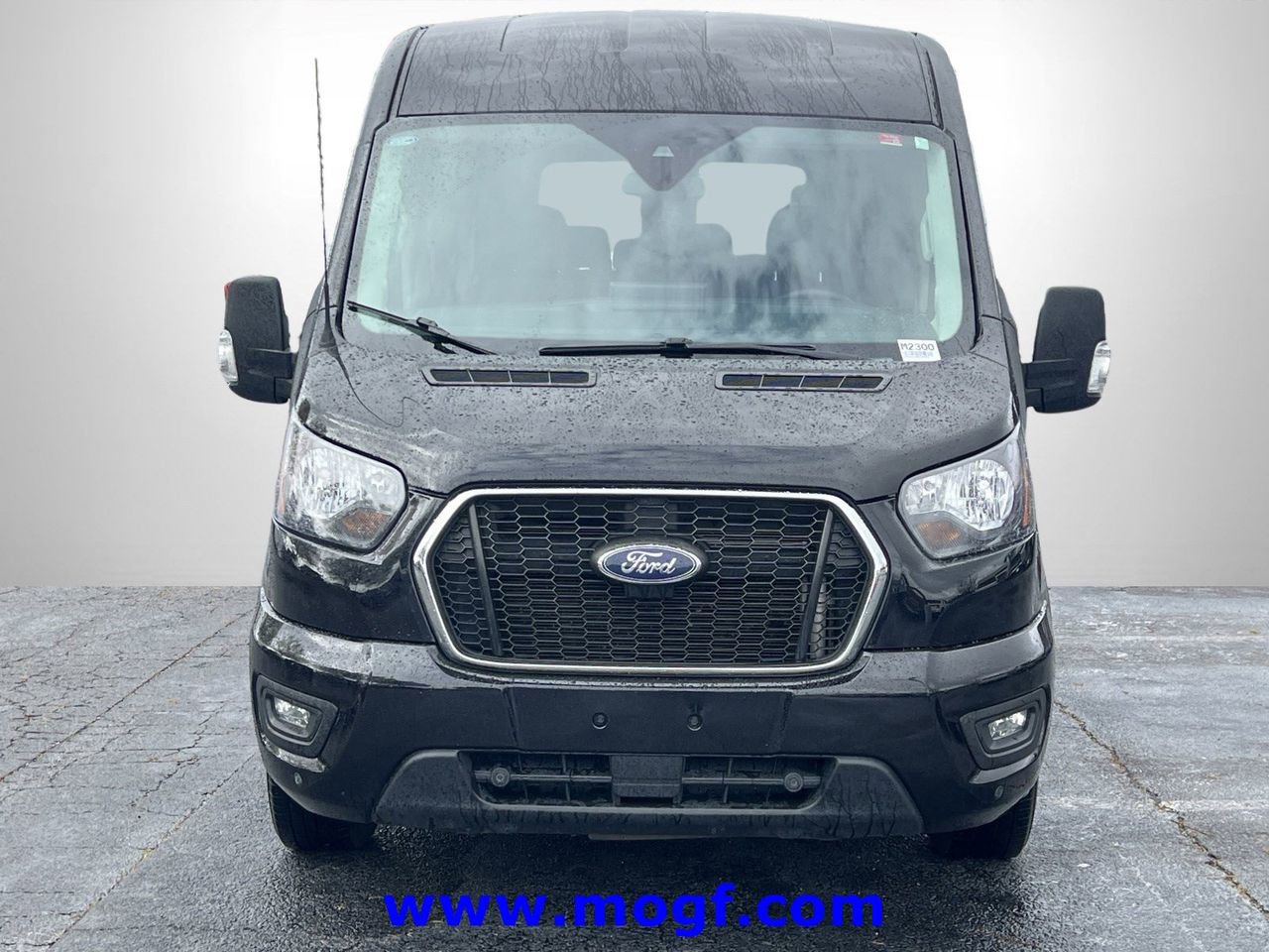 Used 2024 Ford Transit 350 XLT image 27