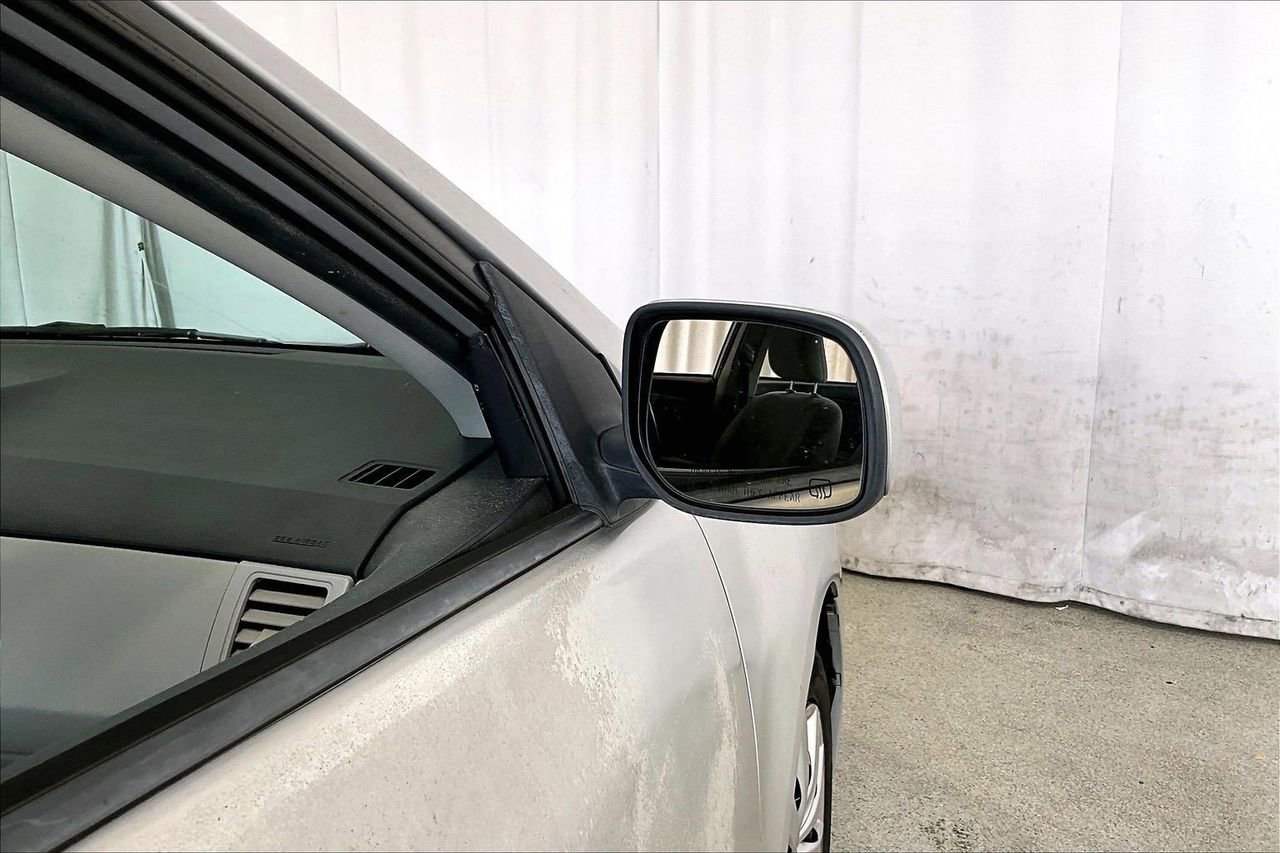 Used 2012 Toyota Corolla LE FWD image 11