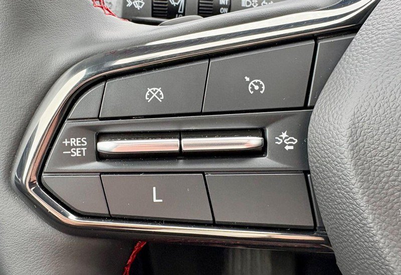 Used 2025 Chevrolet Equinox RS w/ Safety and Technology Package FWD image 20