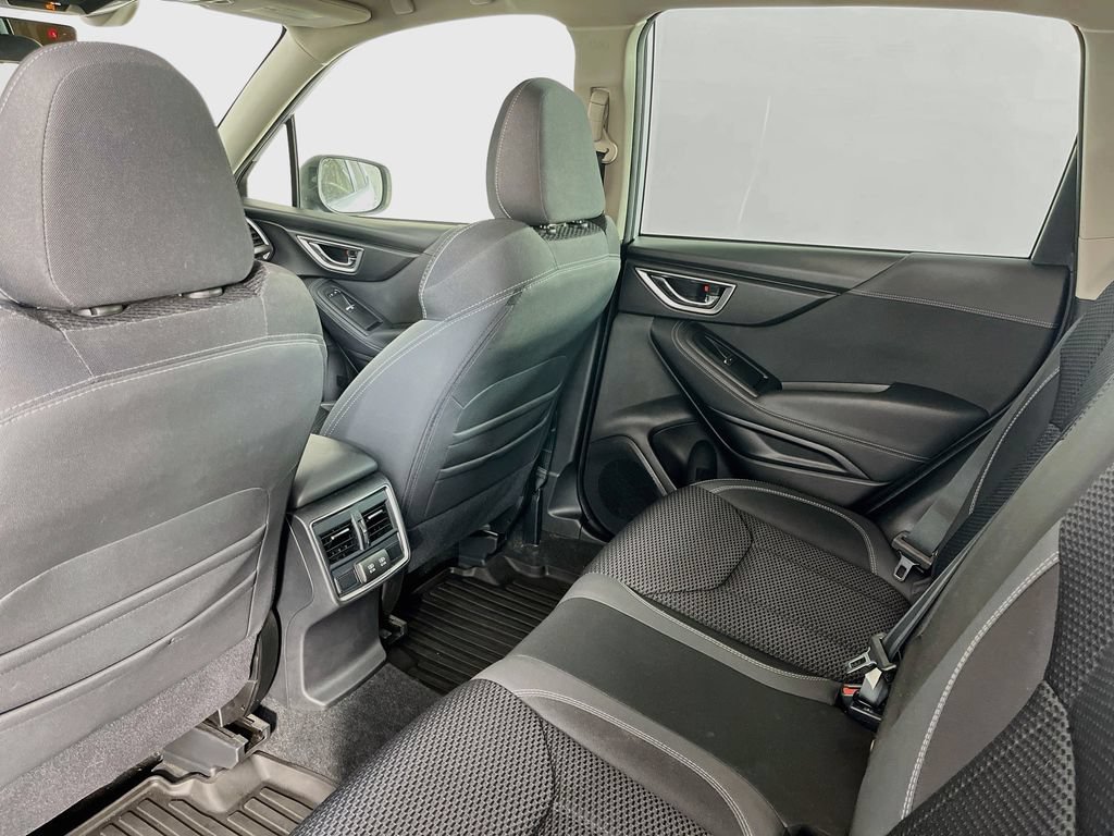 Used 2020 Subaru Forester Premium AWD/4WD image 33