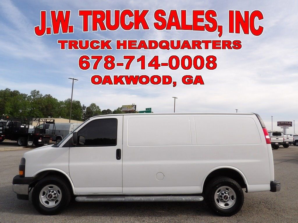 Used 2020 GMC Savana 2500 w/ Driver Convenience Package RWD image 2