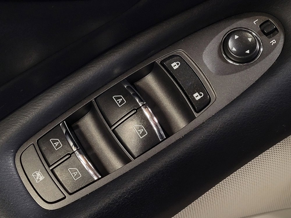 Used 2019 INFINITI Q50 Luxe RWD image 27
