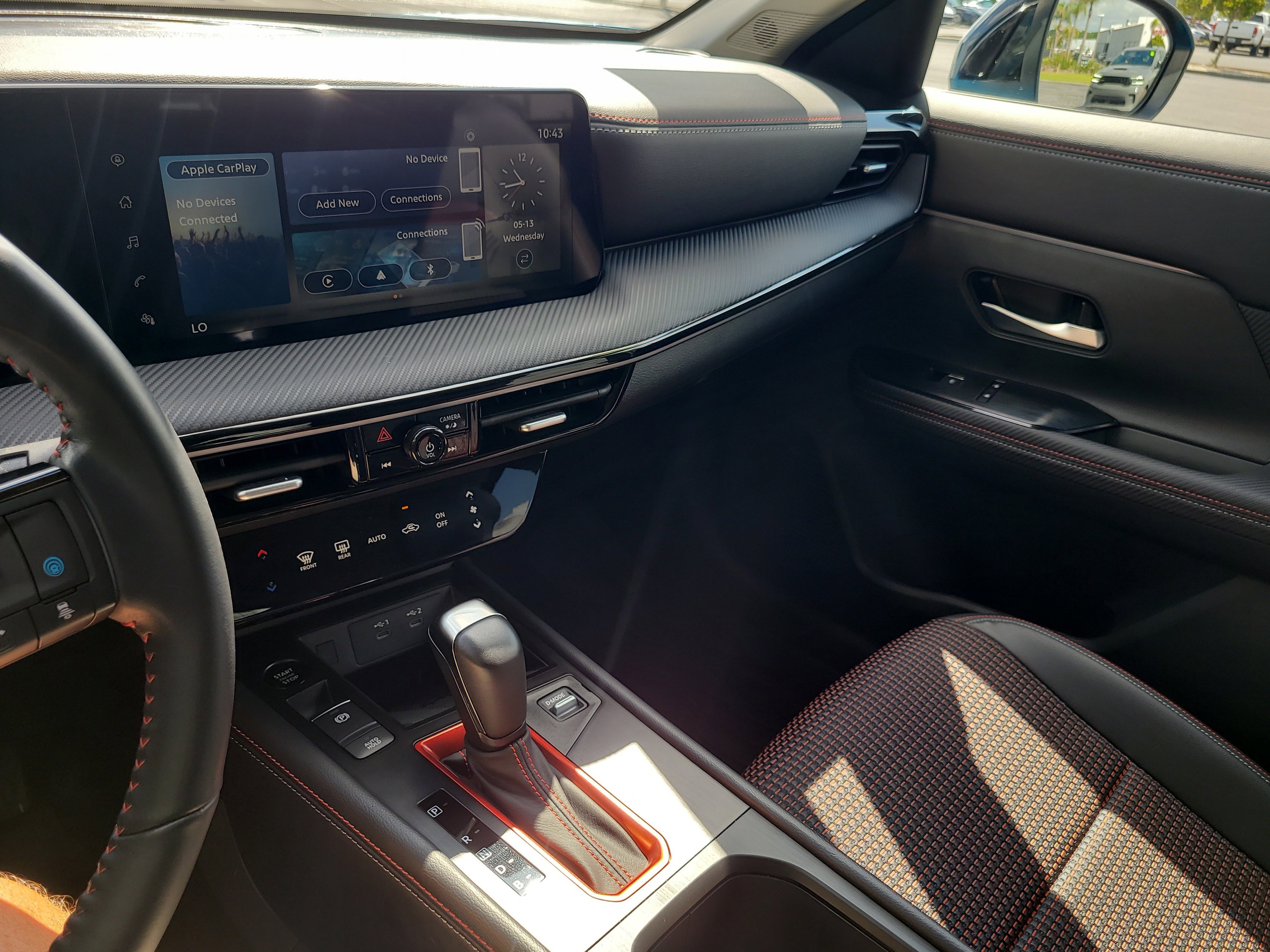 Used 2025 Nissan Kicks SR FWD image 22