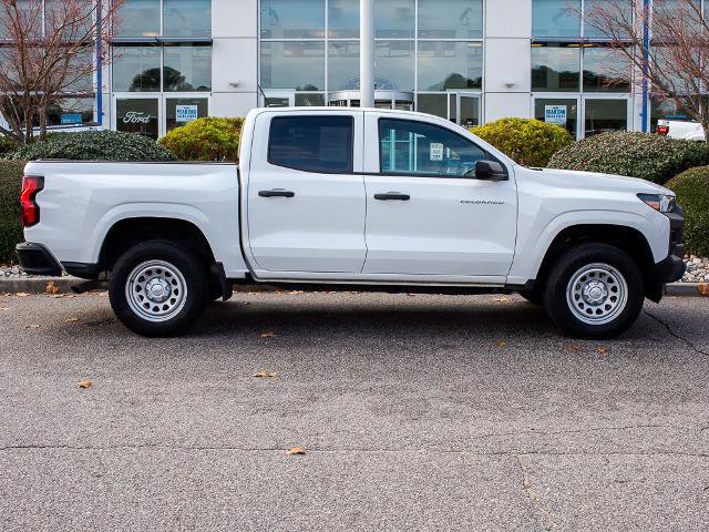 Used 2023 Chevrolet Colorado W/T image 1