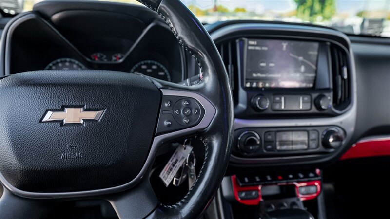 Used 2020 Chevrolet Colorado ZR2 w/ ZR2 Dusk Special Edition AWD/4WD image 23