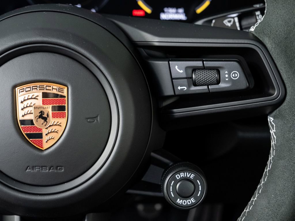 Used 2026 Porsche 911 GT3 RWD image 11