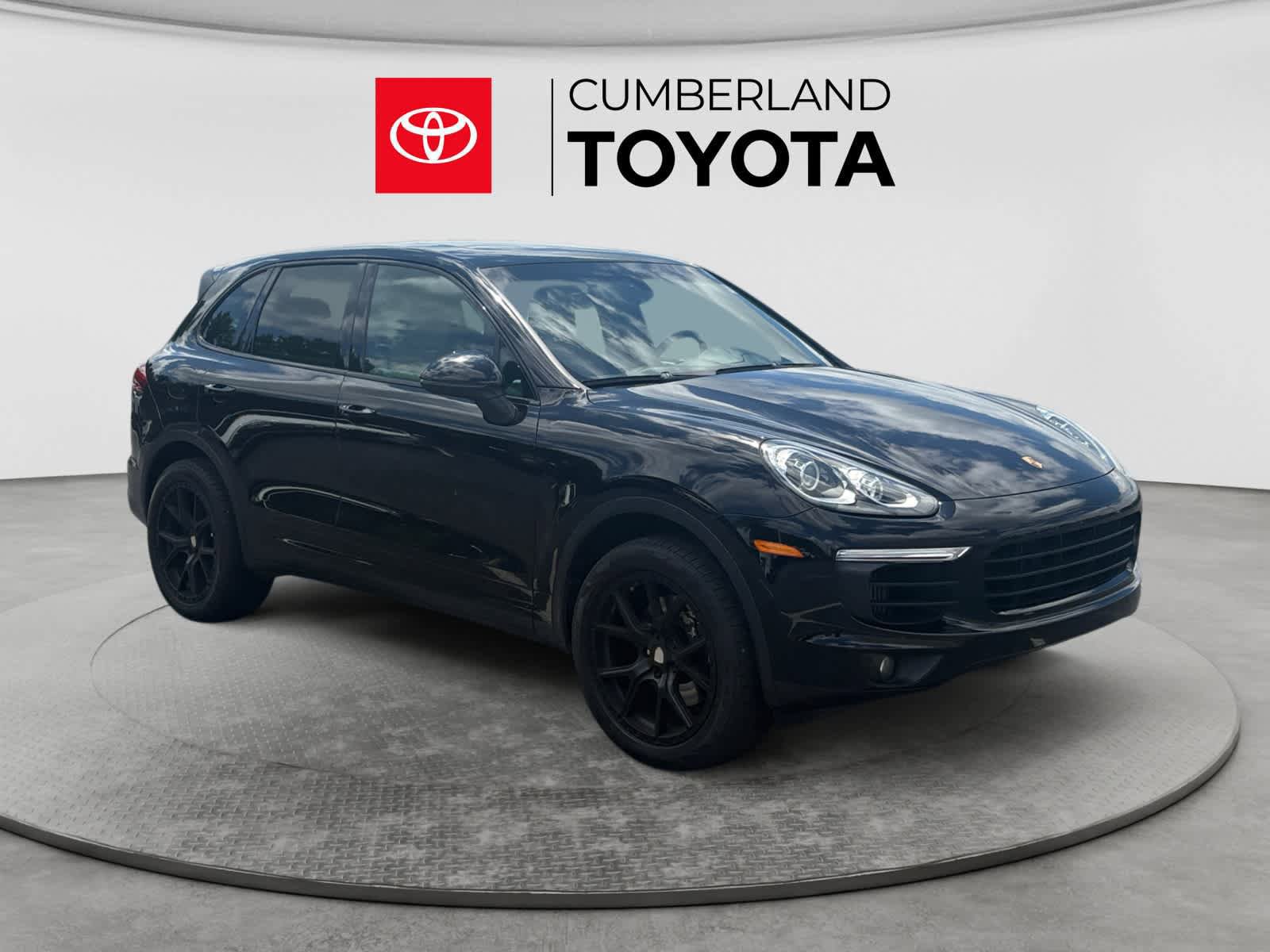 Used 2018 Porsche Cayenne S w/ Premium Package AWD/4WD image 7
