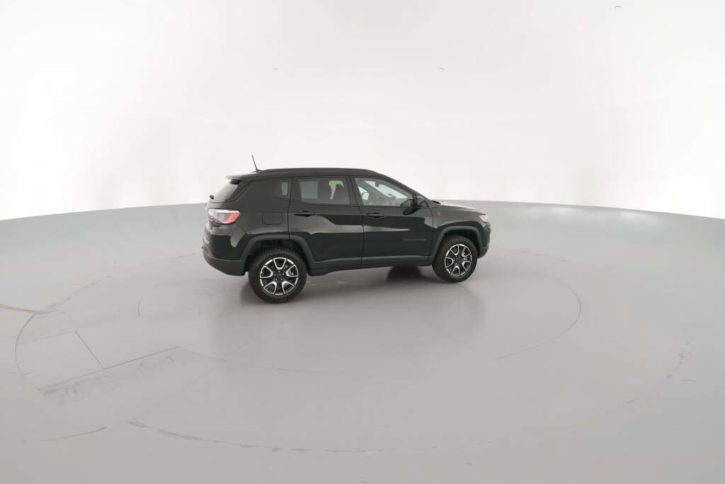 New 2026 Jeep Compass Trailhawk image 13