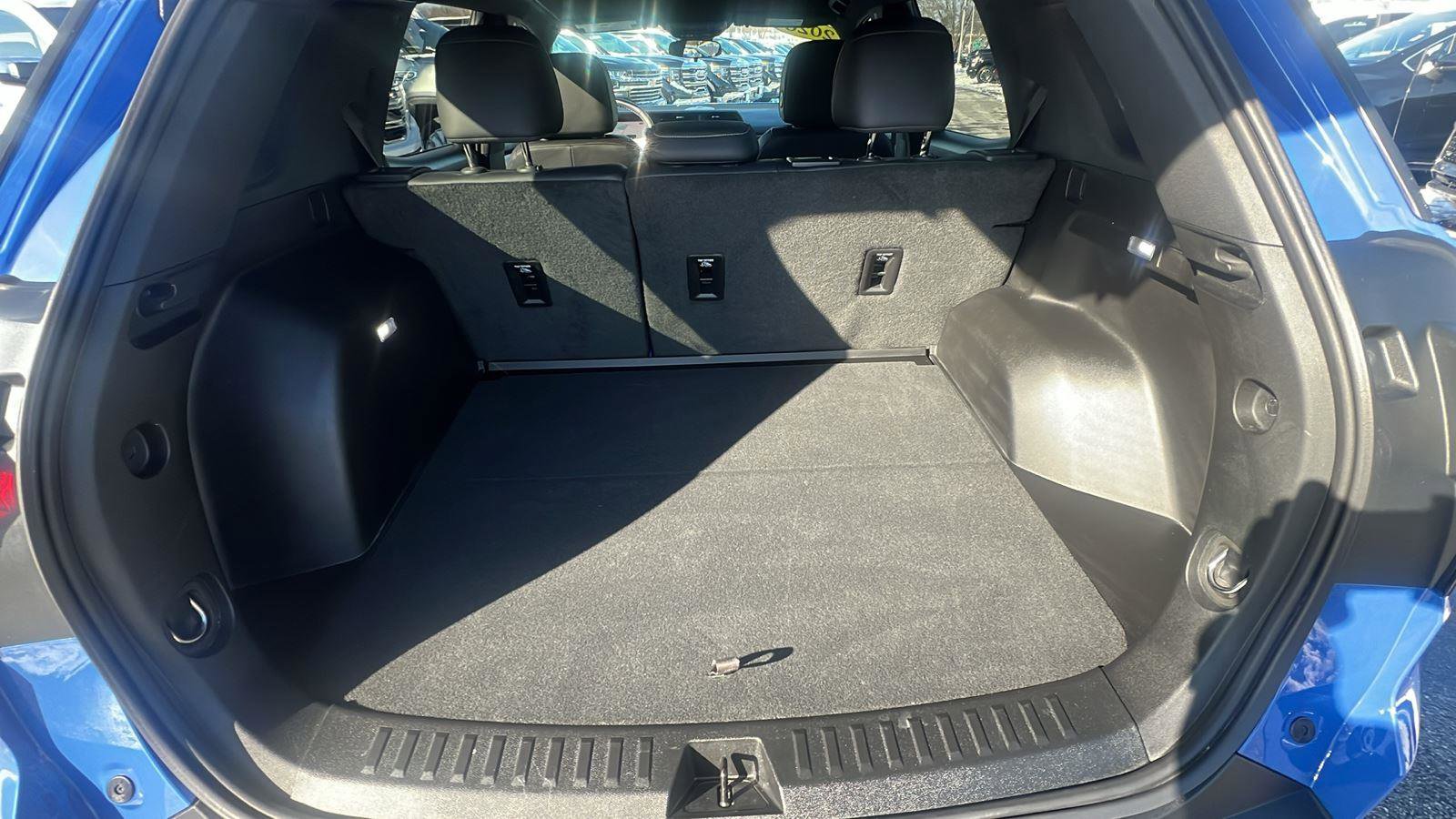 Certified 2026 GMC Terrain Elevation w/ Elevation Premium Package image 32