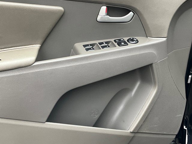 Used 2015 Kia Sportage EX image 24