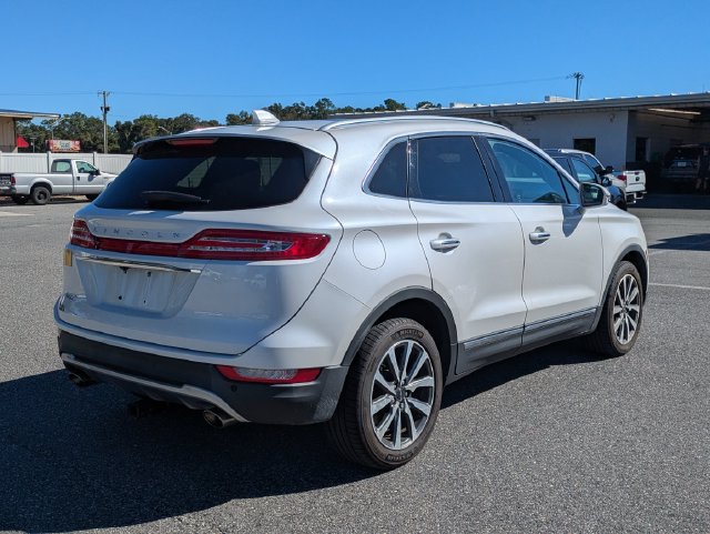 Used 2019 Lincoln MKC Reserve AWD/4WD image 3