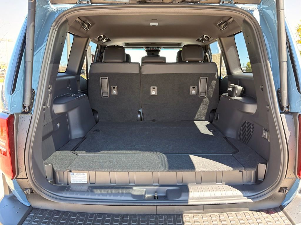 Used 2026 Toyota Land Cruiser w/ Premium Package AWD/4WD image 28