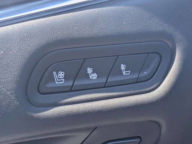 Certified 2023 Cadillac Escalade V w/ LPO, ONYX Package image 24