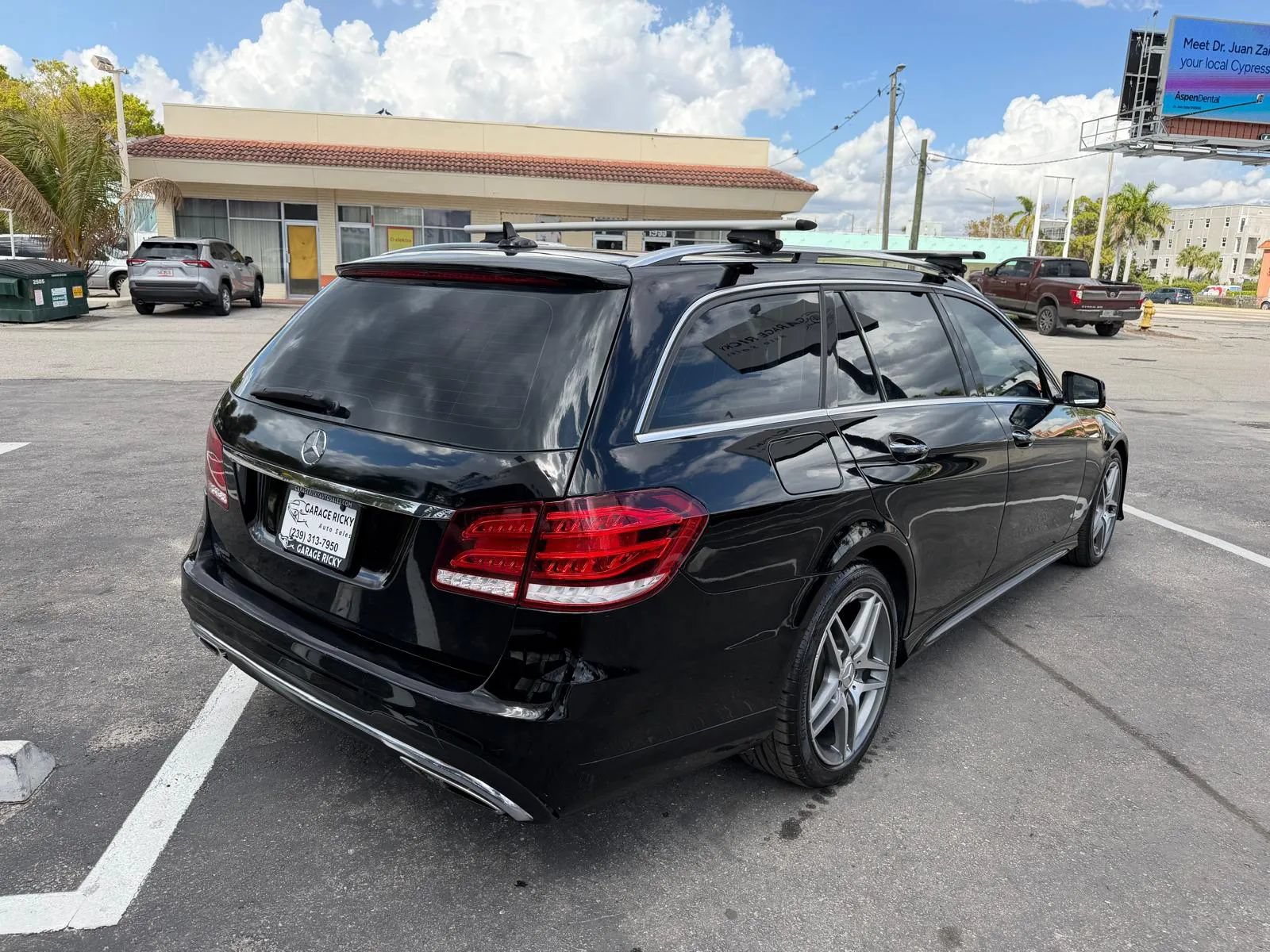 Used 2016 Mercedes-Benz E 350 4MATIC Wagon w/ Premium Package image 5
