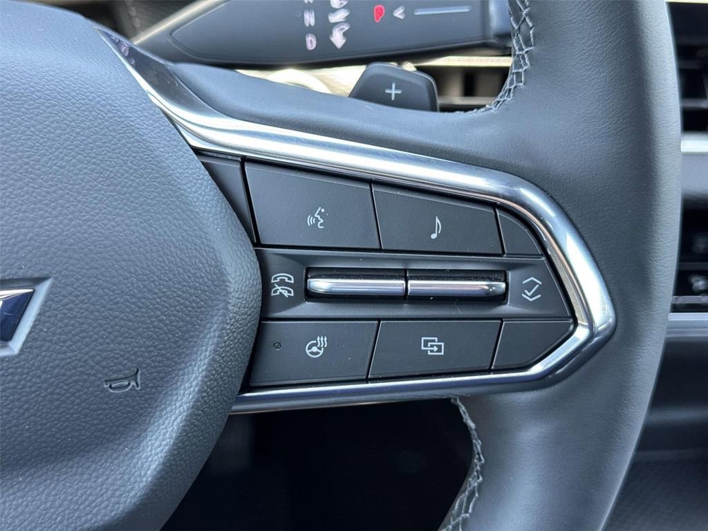 New 2026 Chevrolet Equinox LT w/ Safety and Technology Package FWD image 12