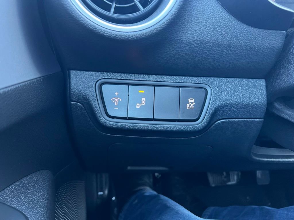 Used 2024 Kia Forte LXS w/ LXS Technology Package image 26