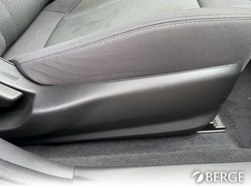 Used 2024 Subaru Crosstrek 2.0i Premium AWD/4WD image 14