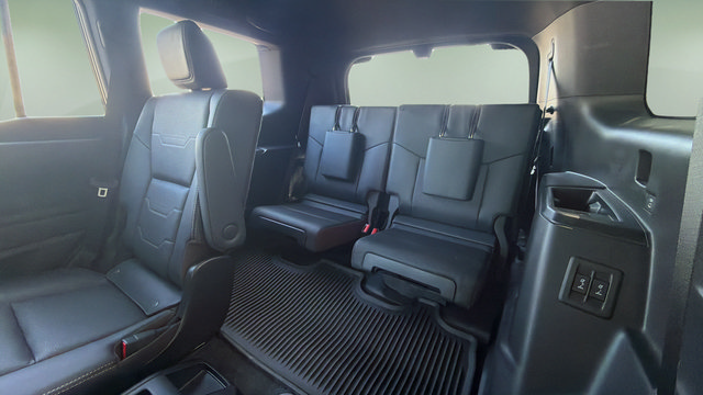 Used 2025 Lexus GX 550 w/ Accessory Package (2T) AWD/4WD image 22