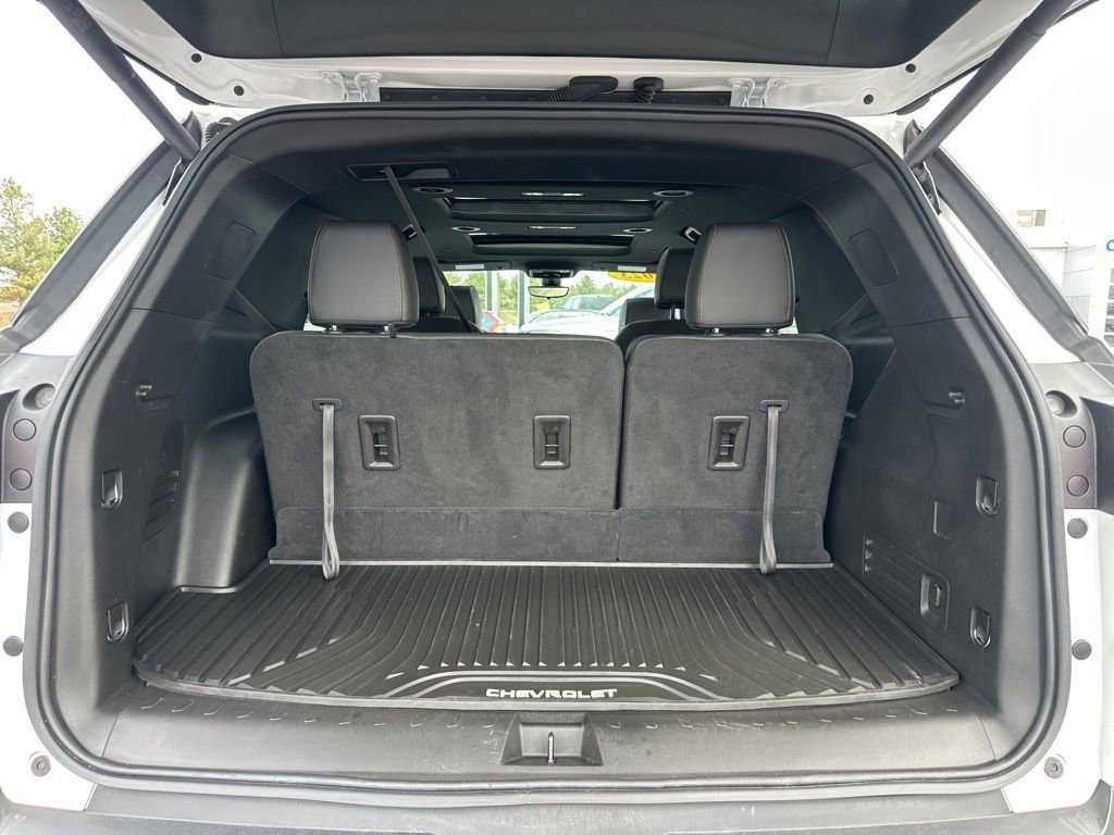 Used 2023 Chevrolet Traverse RS image 15