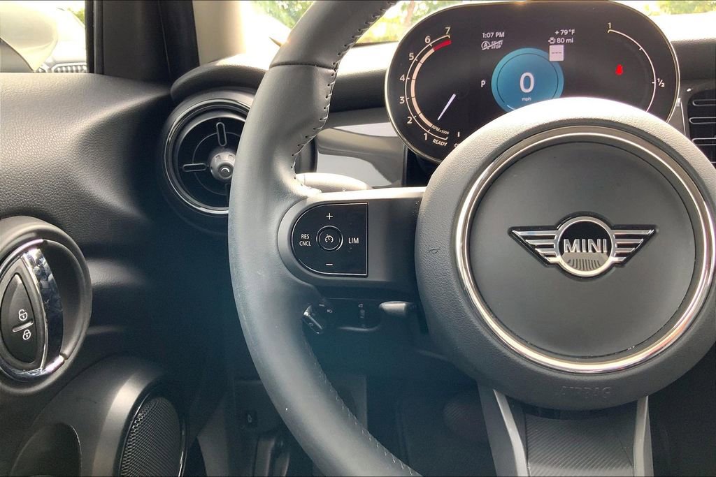 Certified 2024 MINI Cooper 4-Door Hardtop image 19
