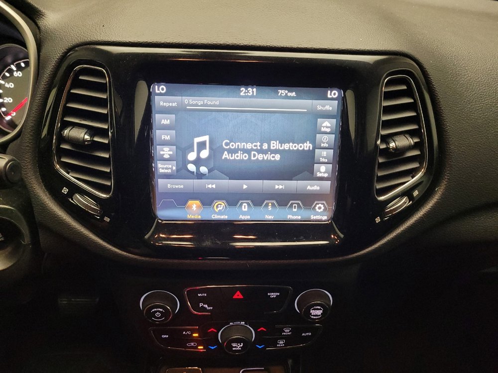 Used 2019 Jeep Compass Altitude FWD image 25