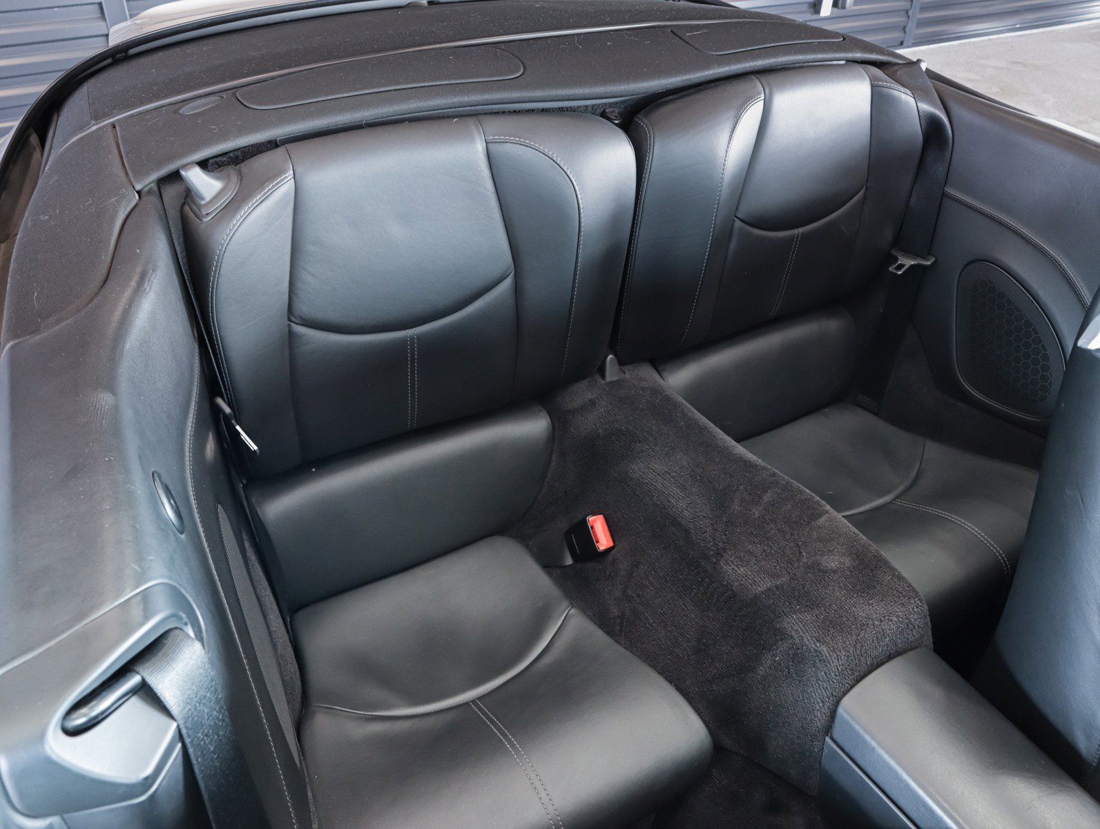 Used 2005 Porsche 911 Carrera S image 6