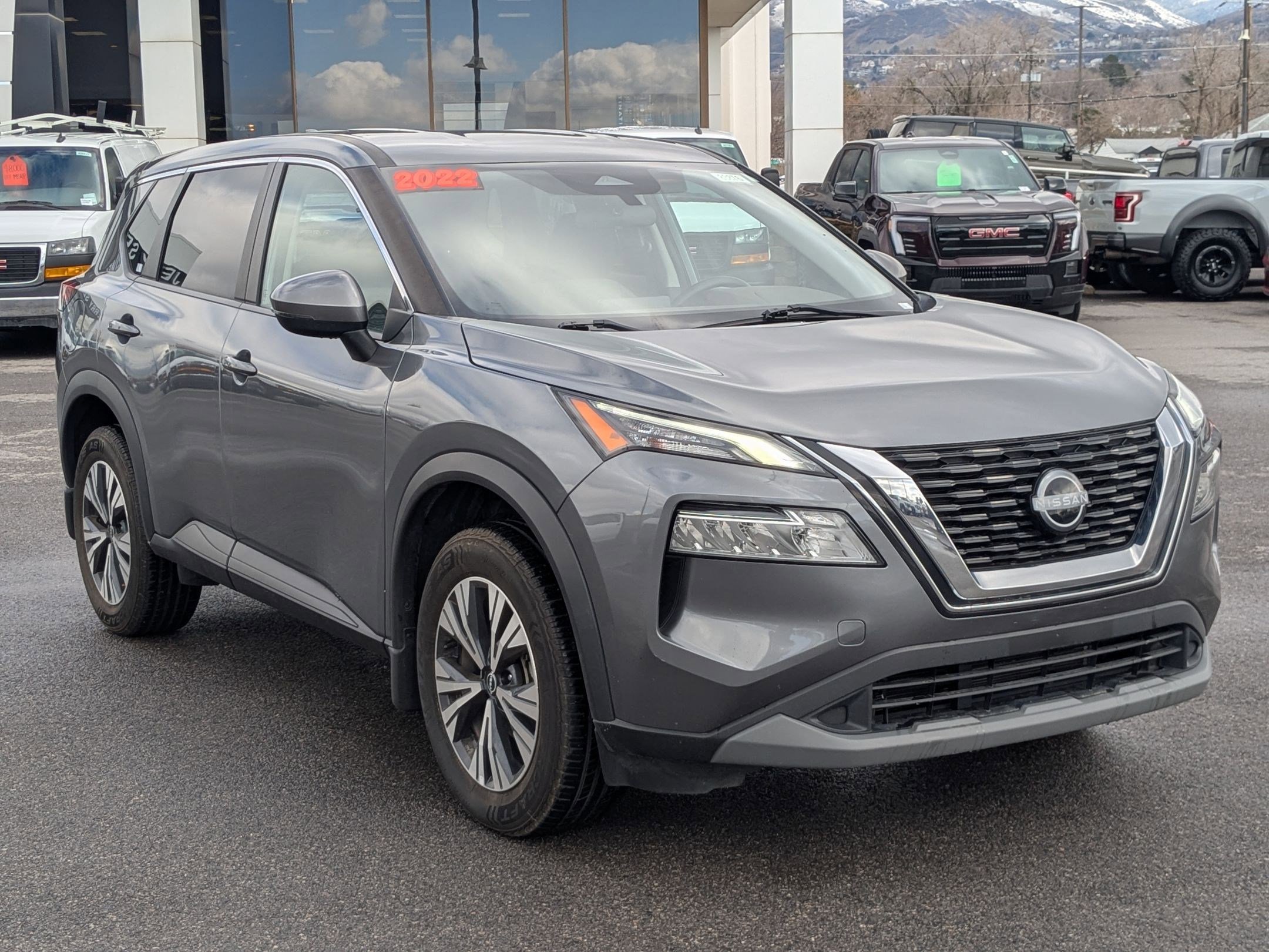 Used 2022 Nissan Rogue SV image 8