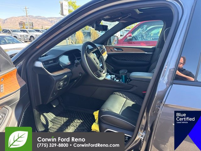 Used 2026 Jeep Grand Cherokee Summit w/ Obsidian Package AWD/4WD image 15